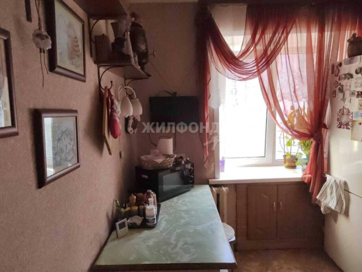 3-комн квартира Римского-Корсакова, 28