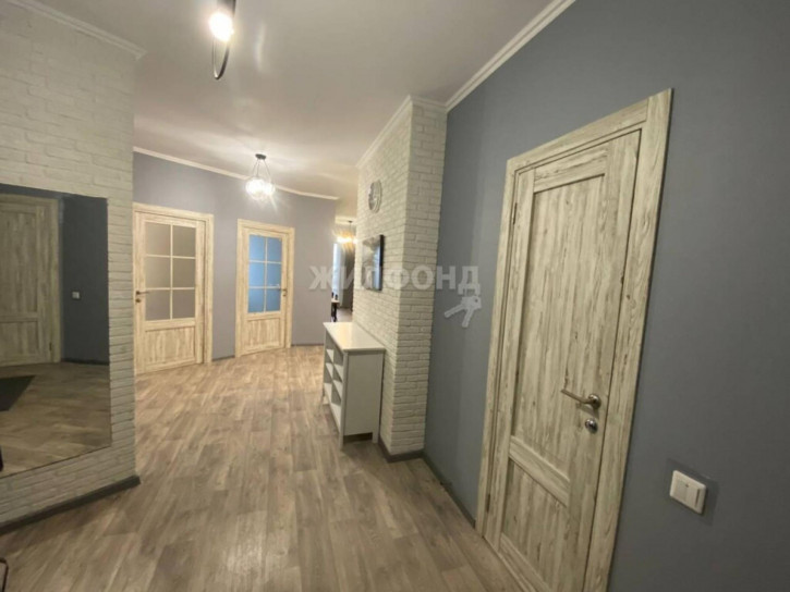 2-комн квартира Лескова, 27