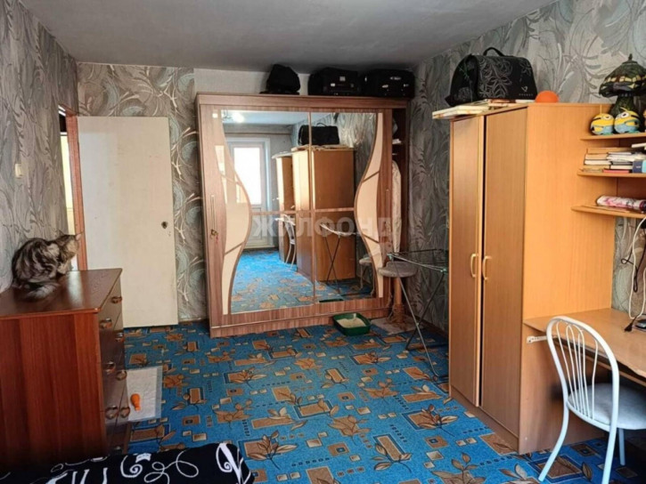 3-комн квартира Степная, 41
