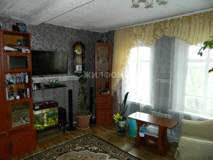 3-комн квартира 3-й квартал, 102