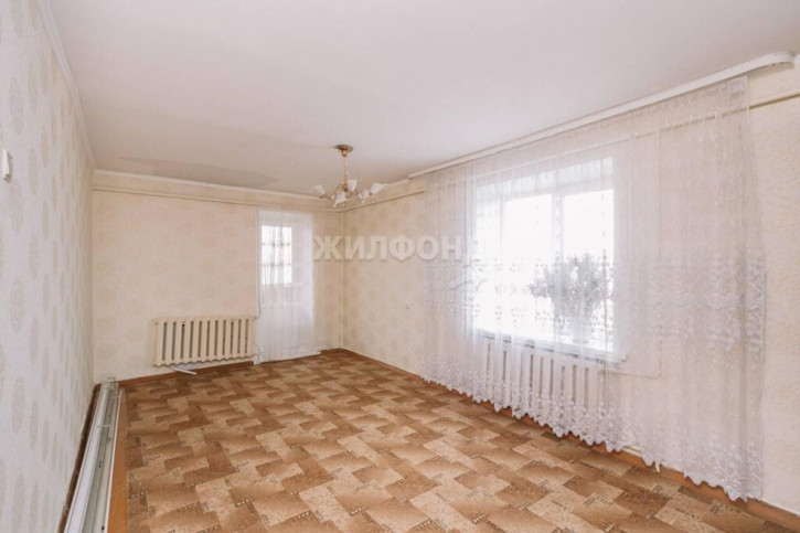 3-комн квартира Мира, 11 А