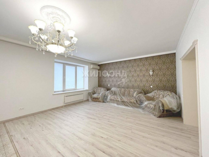 3-комн квартира Кирова, 27