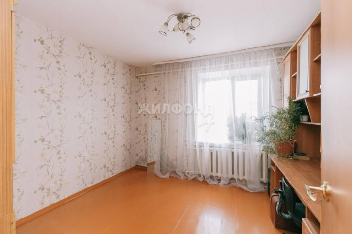 3-комн квартира Мира, 11 А