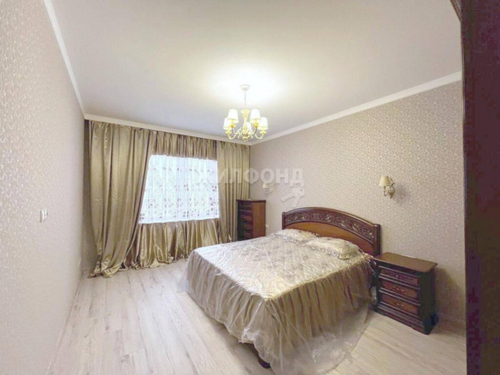 3-комн квартира Кирова, 27