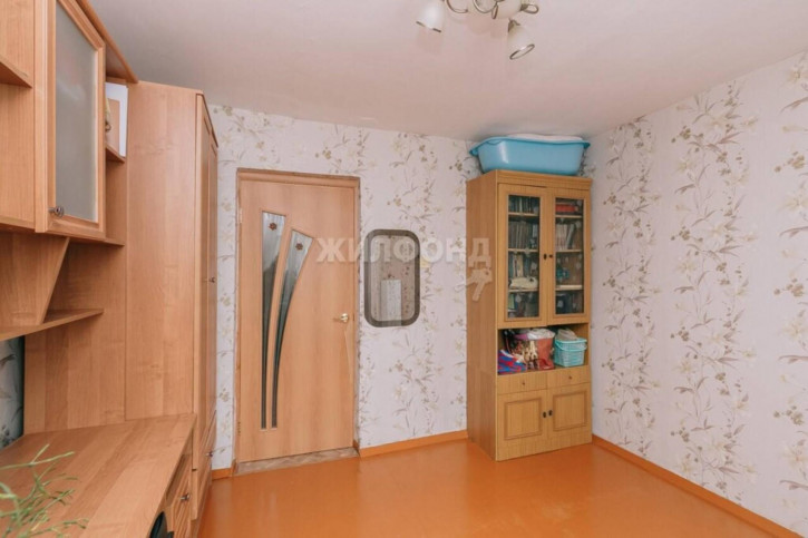 3-комн квартира Мира, 11 А