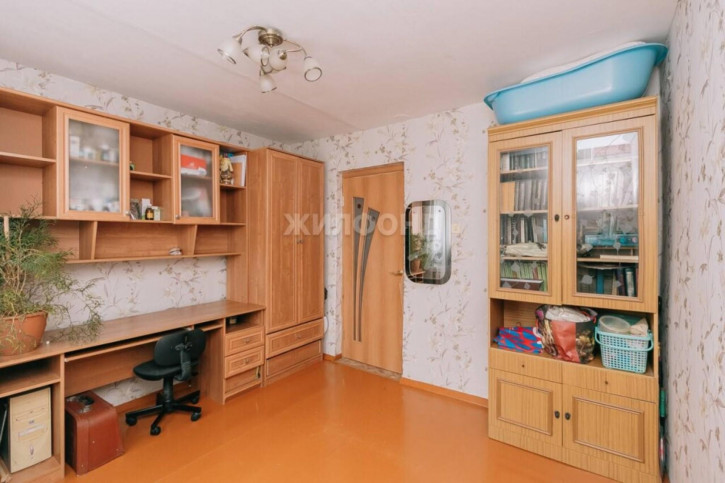 3-комн квартира Мира, 11 А