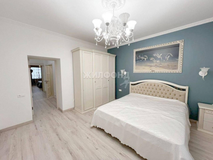 3-комн квартира Кирова, 27
