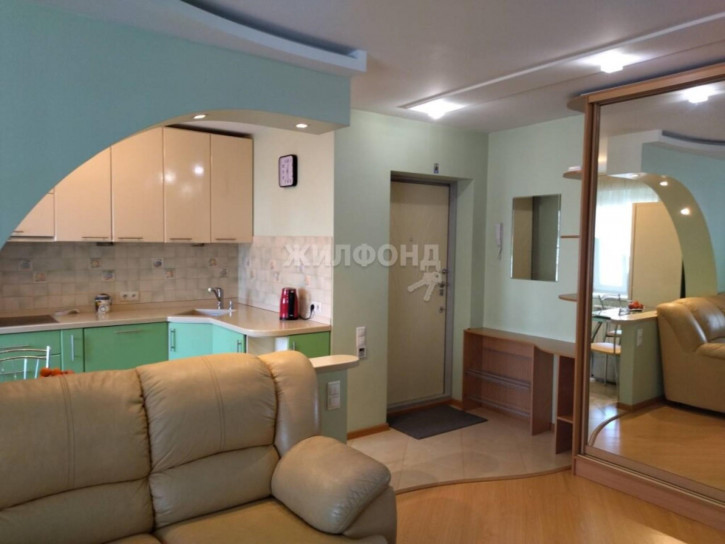 3-комн квартира Забалуева, 60