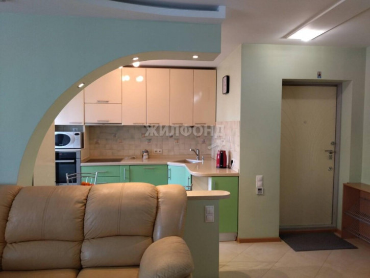 3-комн квартира Забалуева, 60