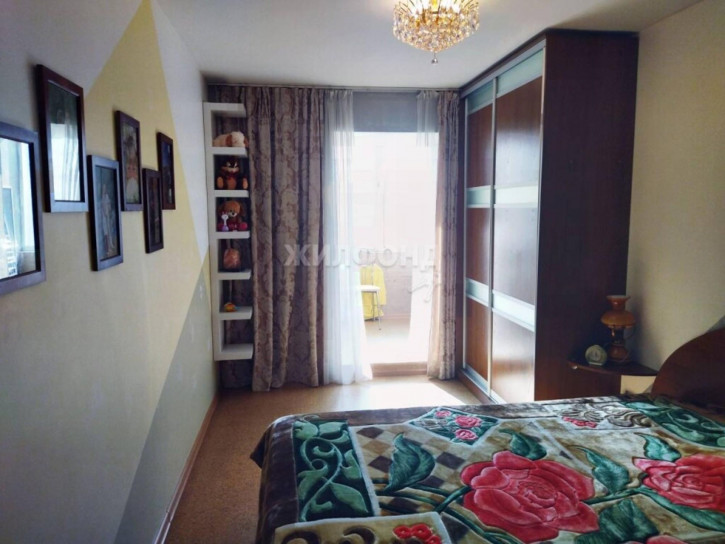 3-комн квартира Забалуева, 60
