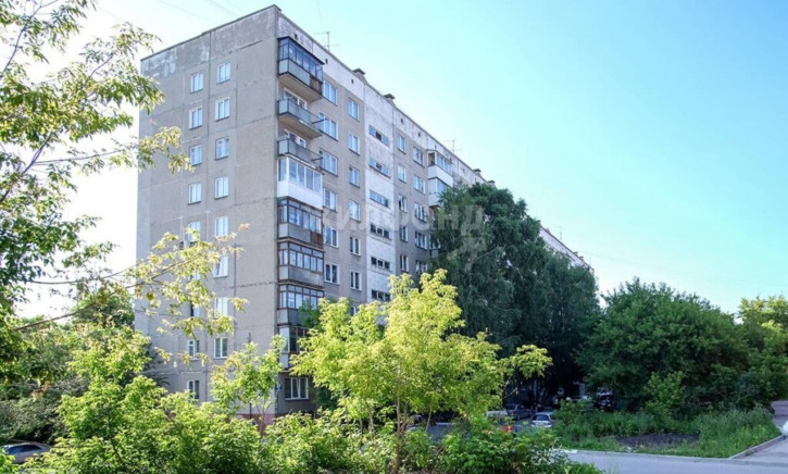 3-комн квартира Толбухина, 41
