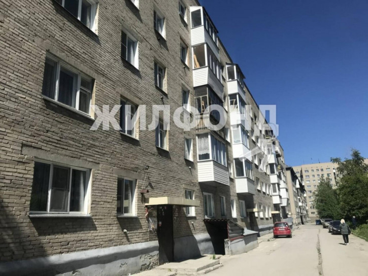 3-комн квартира Сибиряков-Гвардейцев, 44/2