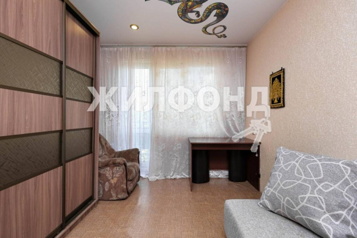 6-комн квартира Адриена Лежена, 9