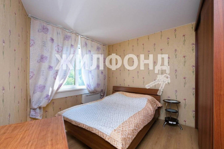 6-комн квартира Адриена Лежена, 9
