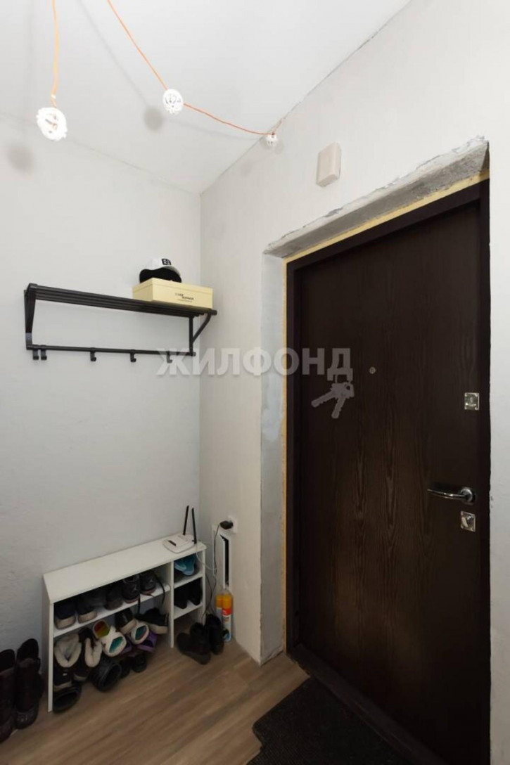 1-комн квартира Лейтенанта Амосова, 74