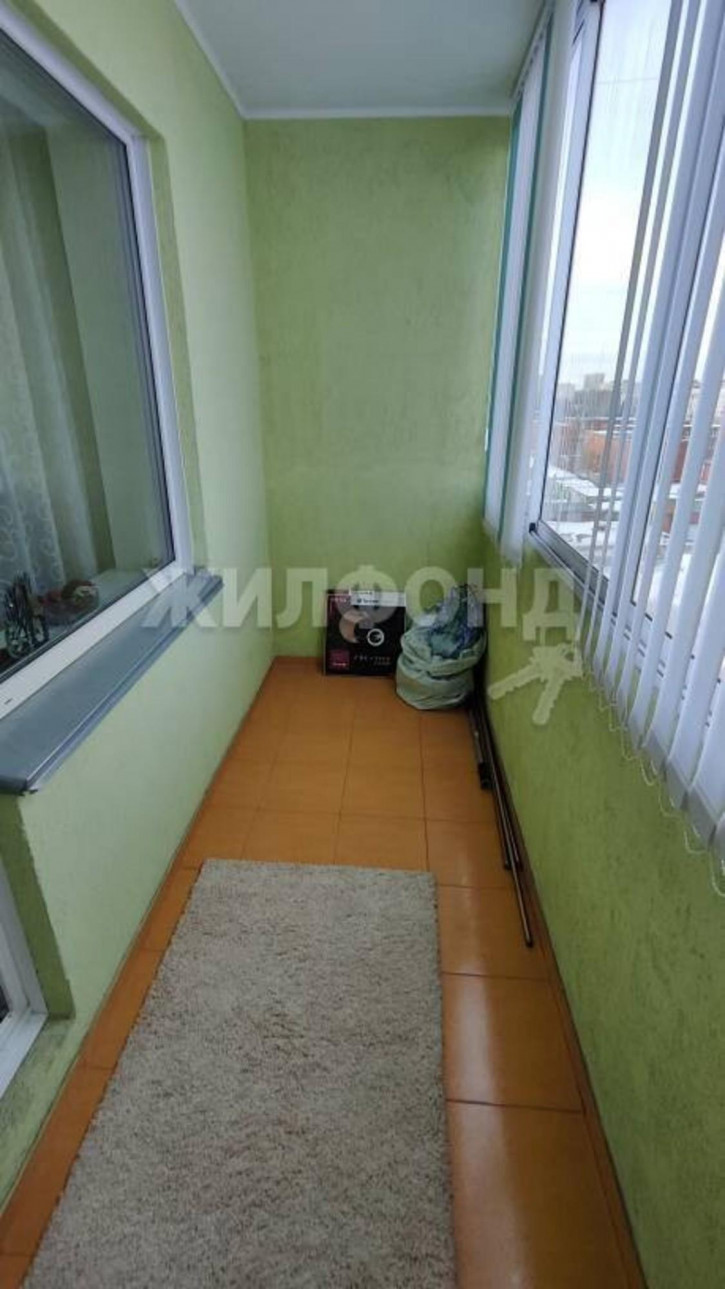 1-комн квартира Сибиряков-Гвардейцев, 82