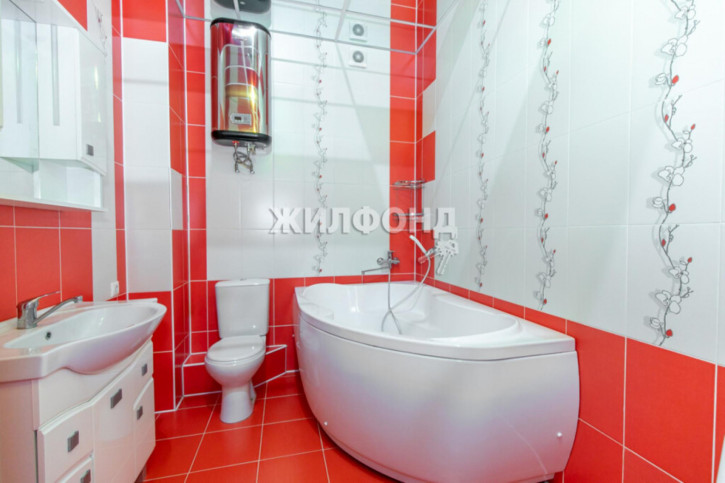 2-комн квартира Радужная, 9