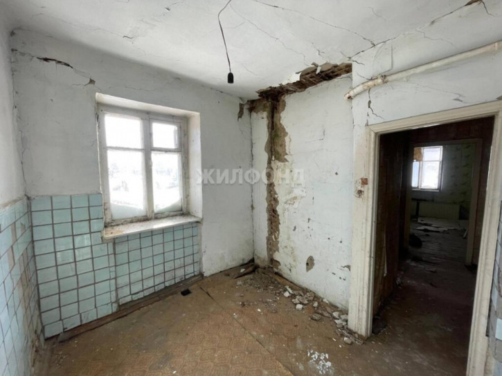 3-комн квартира Целинстрой, 9