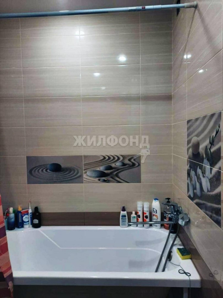 2-комн квартира Сибиряков-Гвардейцев, 62/3