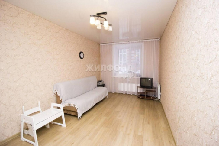 2-комн квартира Алтайская, 12/1