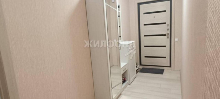 2-комн квартира Титова, 255/1