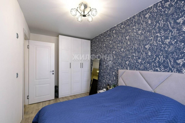 3-комн квартира Титова, 39