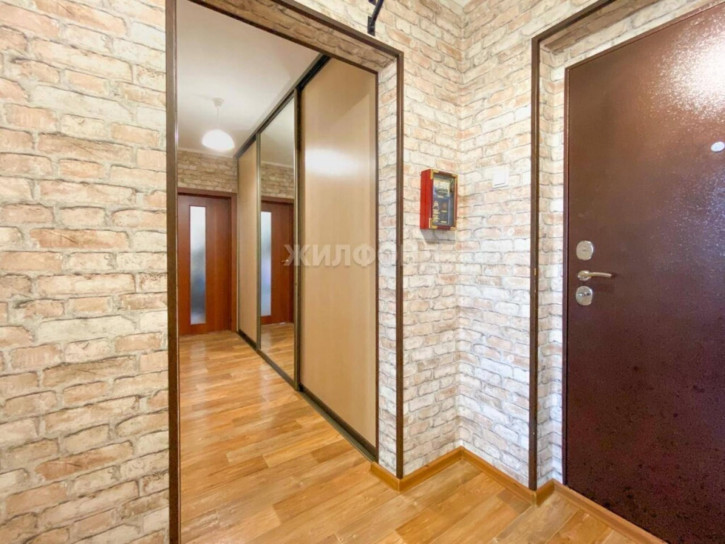 2-комн квартира Тюленина, 28/1