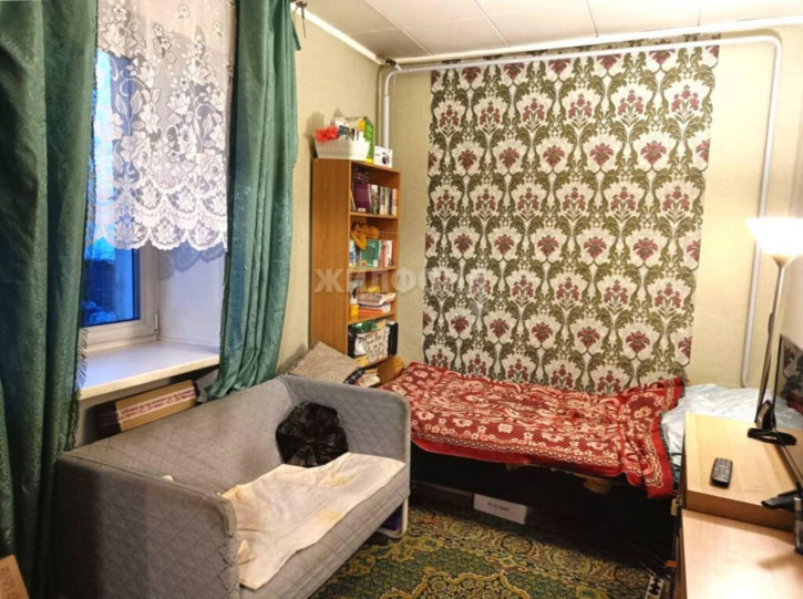 4-комн квартира Сибиряков-Гвардейцев, 44/2