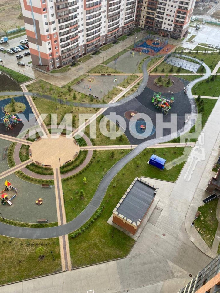 3-комн квартира Каспийская, 1