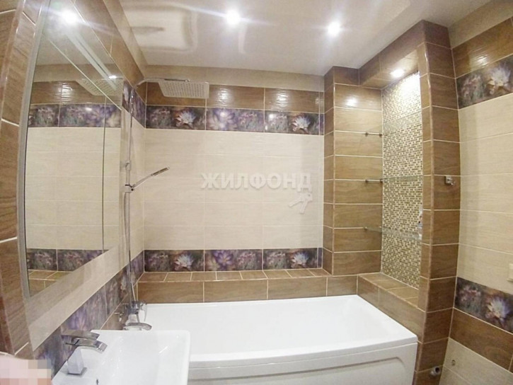 3-комн квартира Ельцовская, 2/3