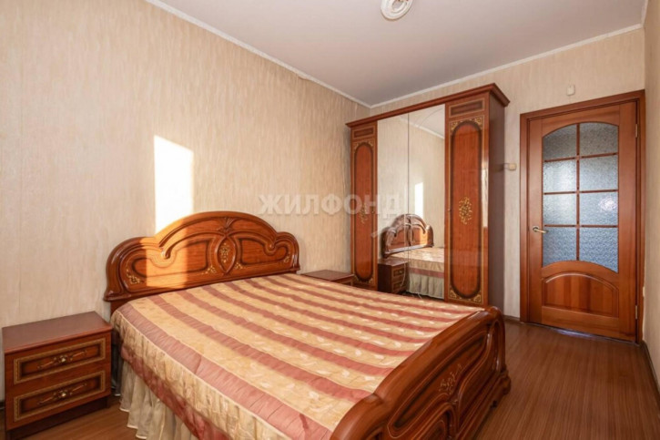 3-комн квартира Лесосечная, 7