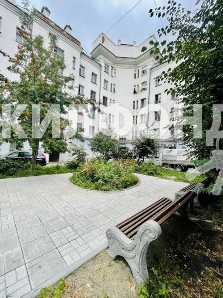 4-комн квартира Фабричная, 6