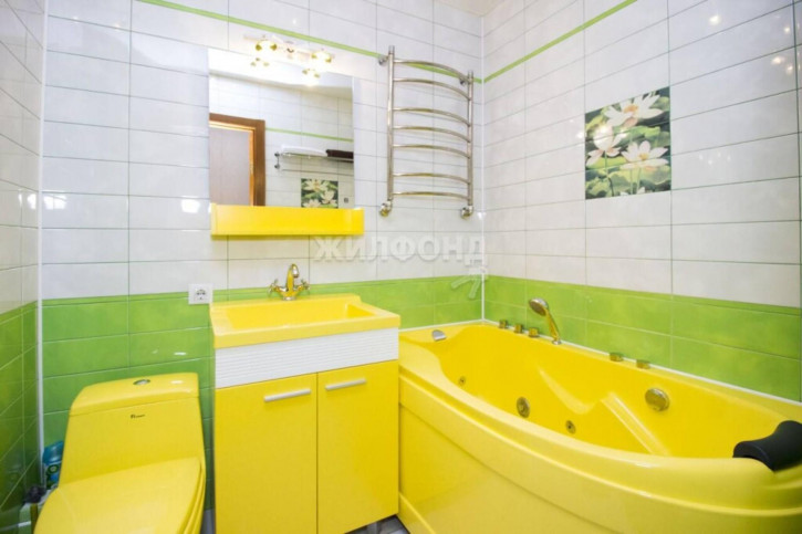 4-комн квартира Шатурская, 9