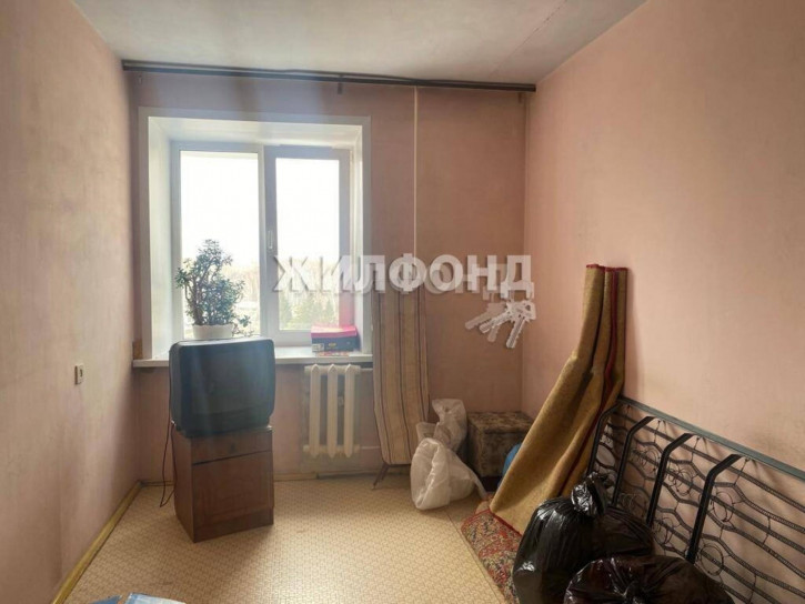 4-комн квартира Сибиряков-Гвардейцев, 57