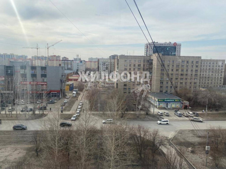 4-комн квартира Сибиряков-Гвардейцев, 57