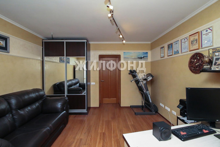4-комн квартира Новая Заря, 53