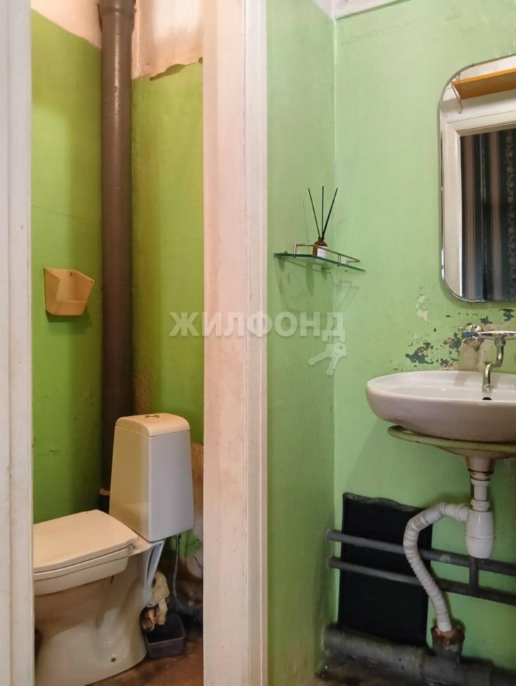 3-комн квартира Красный проспект, 16