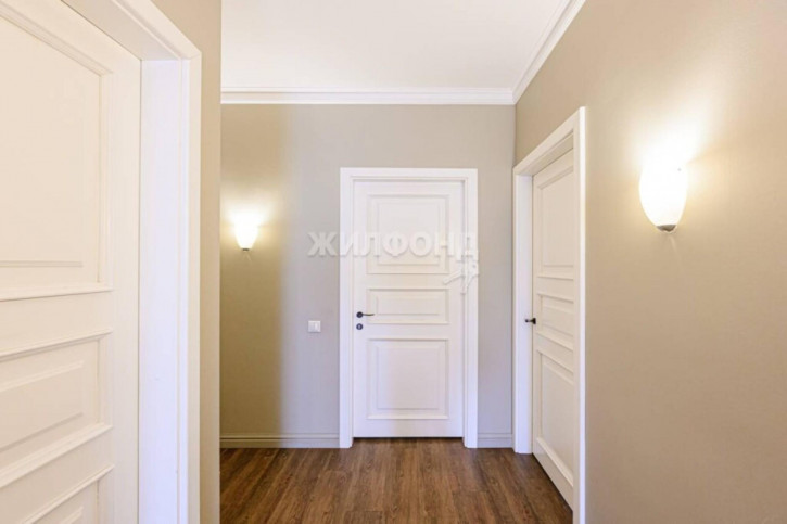 6-комн квартира Шевченко, 15
