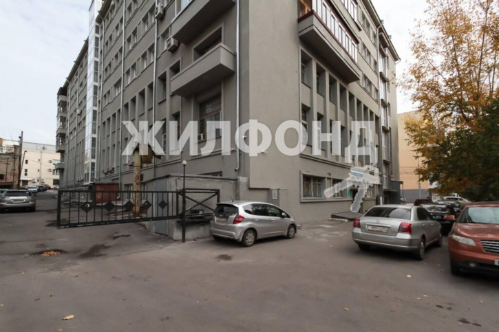 6-комн квартира Серебренниковская, 23