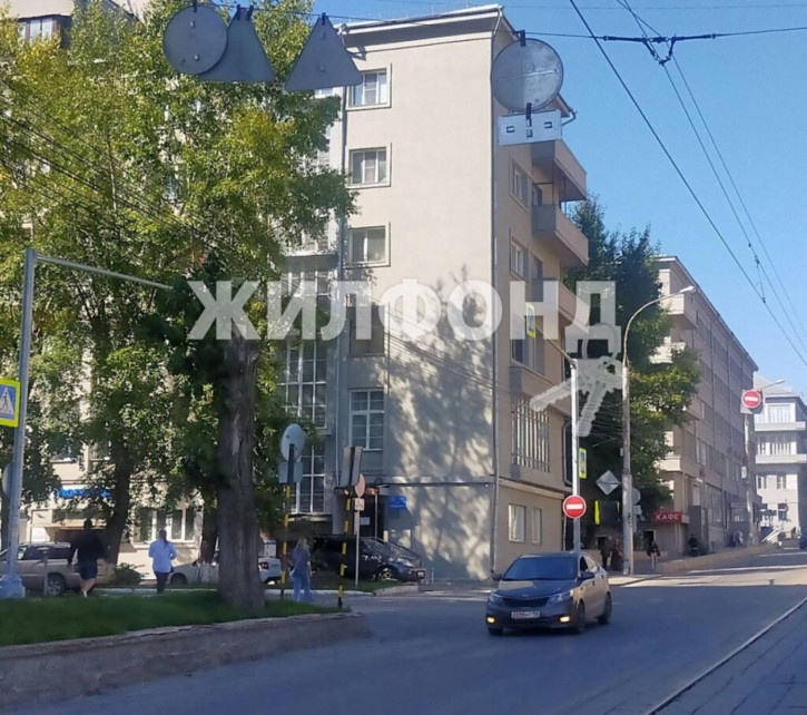 6-комн квартира Серебренниковская, 23
