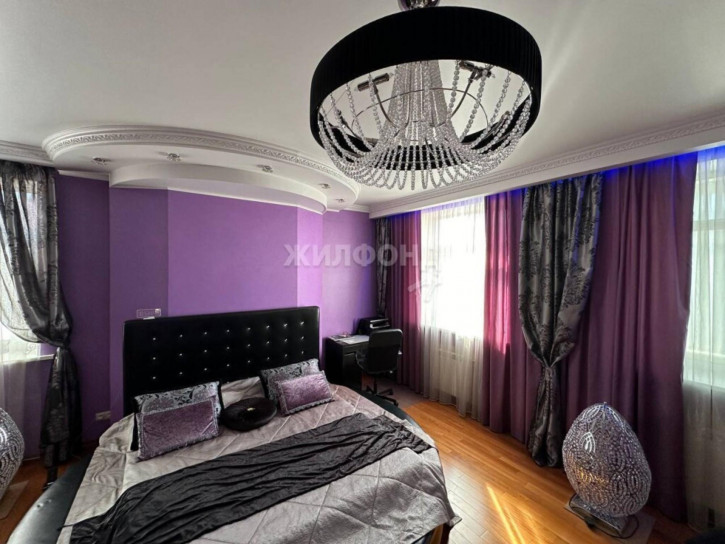 6-комн квартира 2-й микрорайон, 224