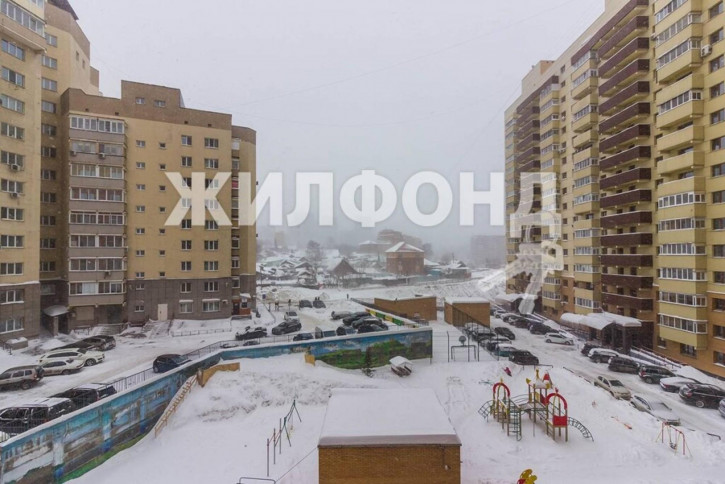 Офис Военная, 9/1
