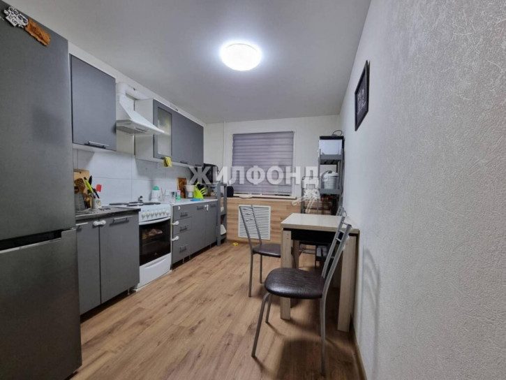 1-комн квартира Обская, 80
