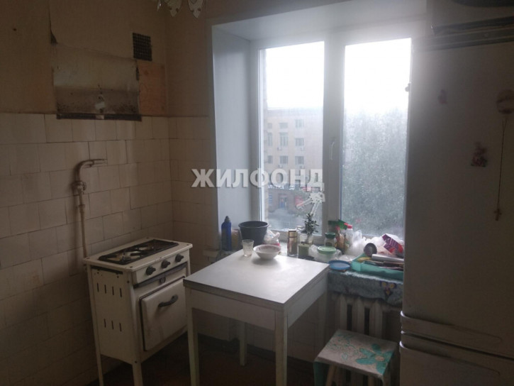 2-комн квартира Красный проспект, 70