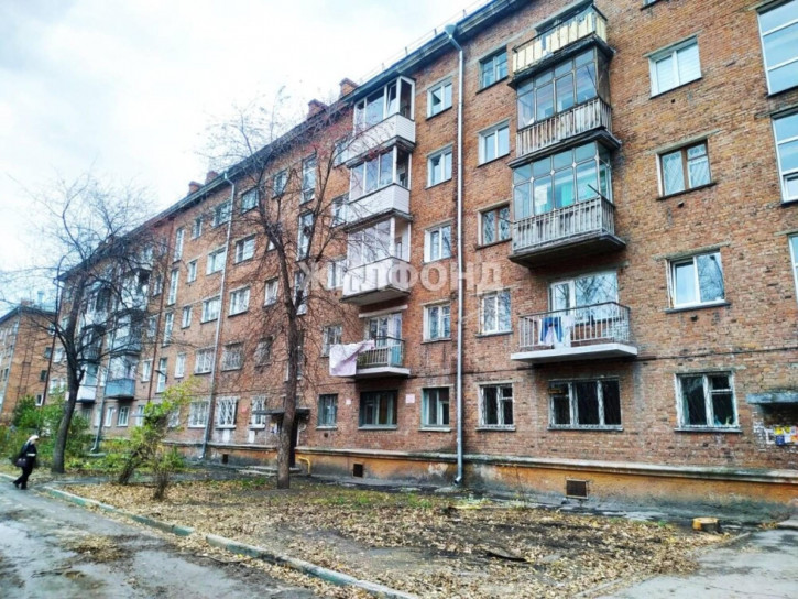 2-комн квартира проспект Карла Маркса, 10/2