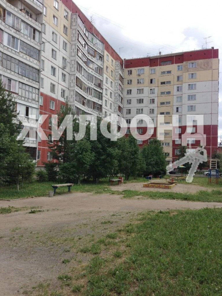 2-комн квартира Выборная, 130