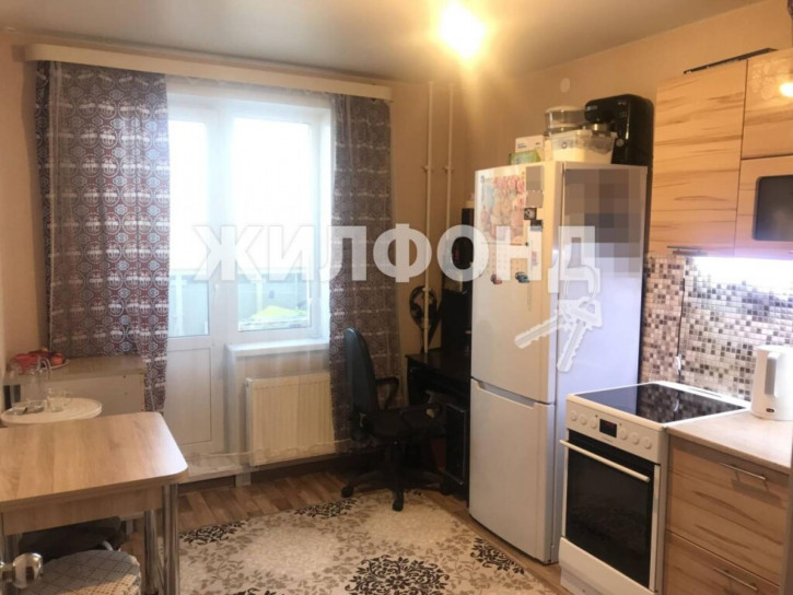 1-комн квартира Петухова, 95/4