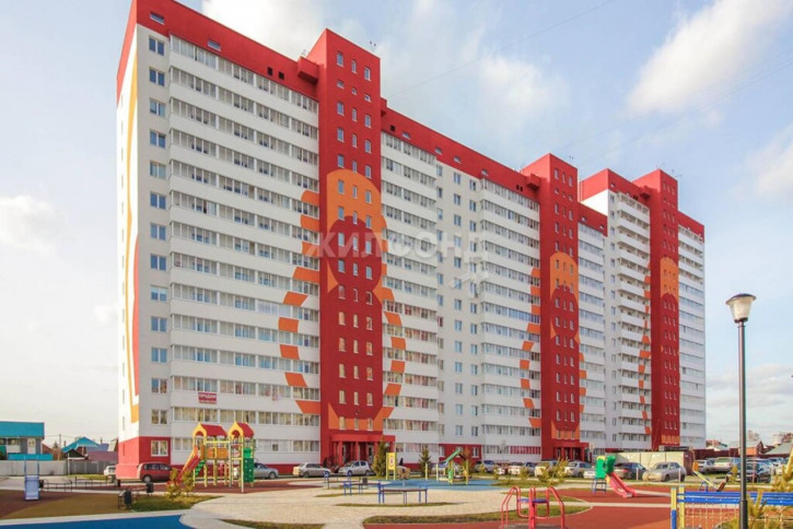1-комн квартира Петухова, 95/4