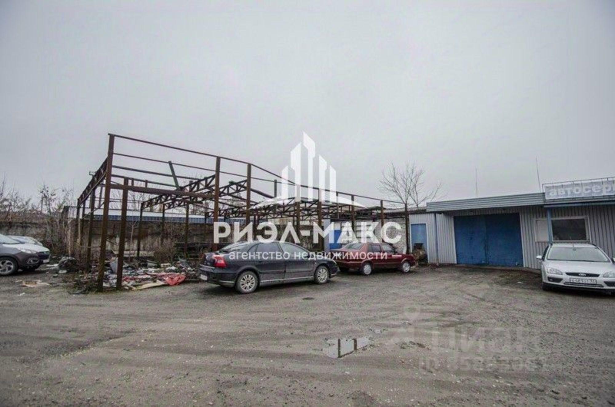 Купить складское помещение за 5 500 040 рублей на Московский проезд, 83