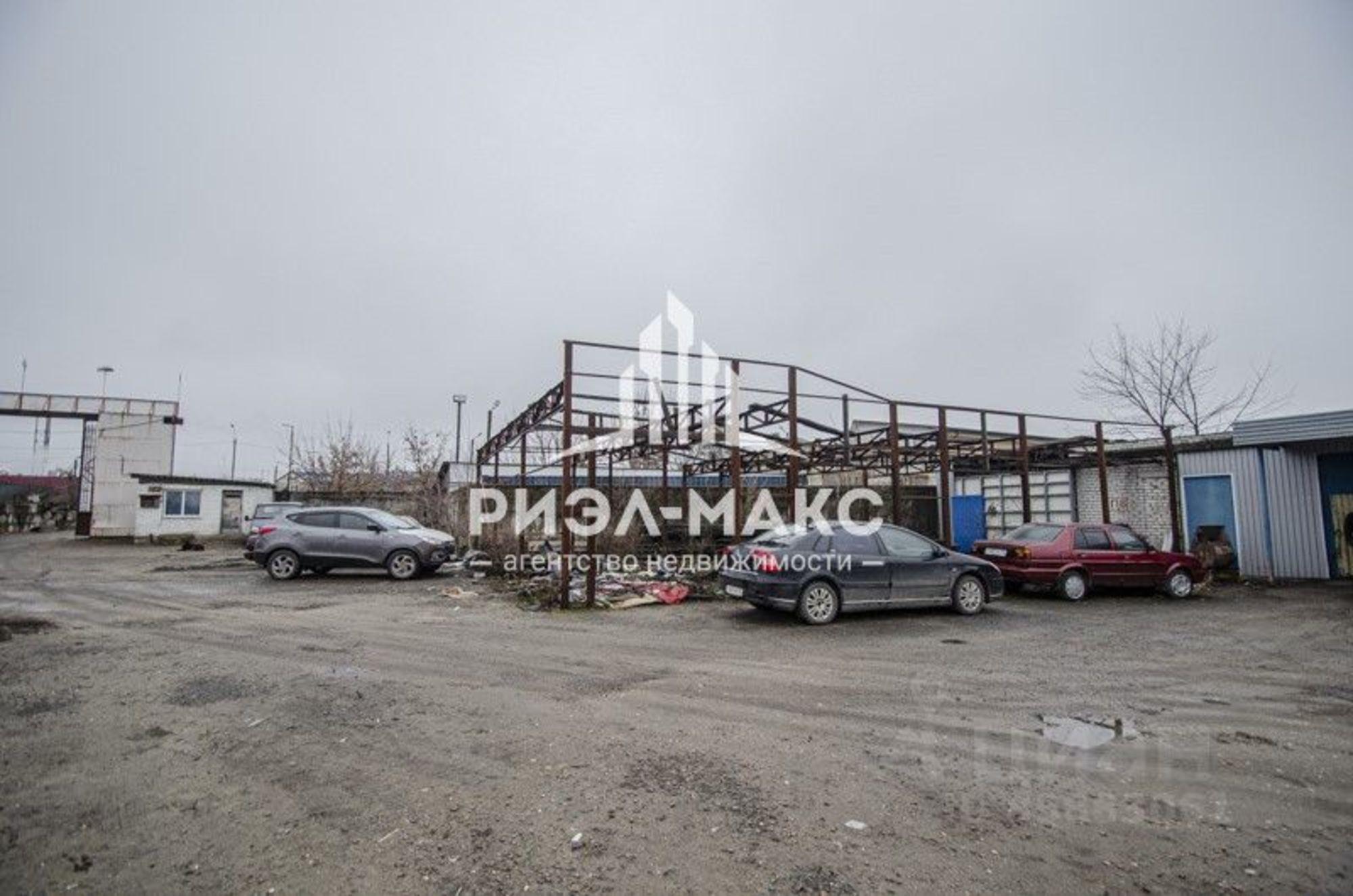 Купить складское помещение за 5 500 040 рублей на Московский проезд, 83